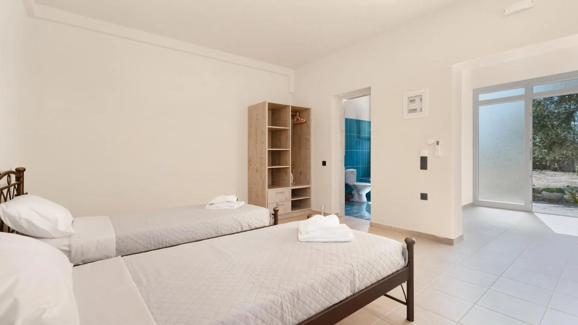Panagis Apartments أرغوستولي 0*,  اليونان
