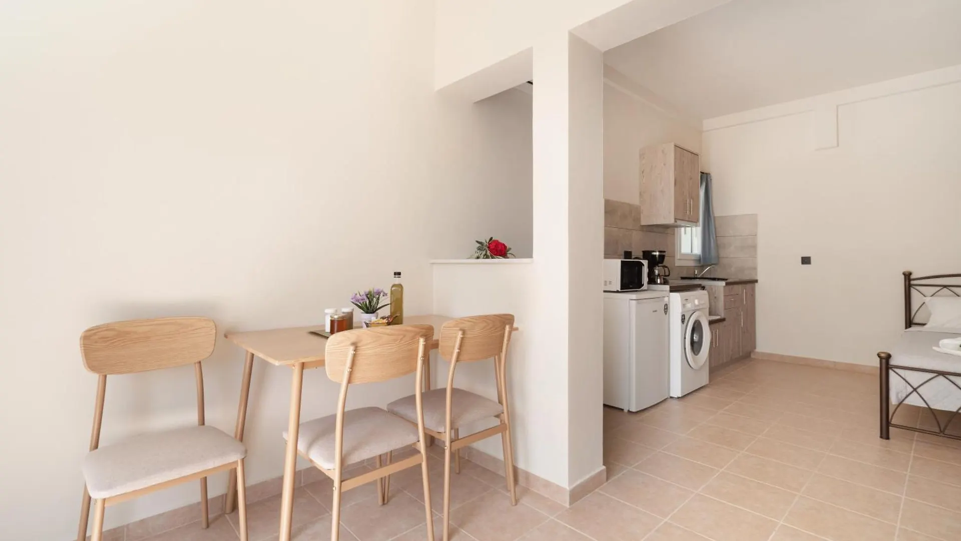 Panagis Apartments أرغوستولي