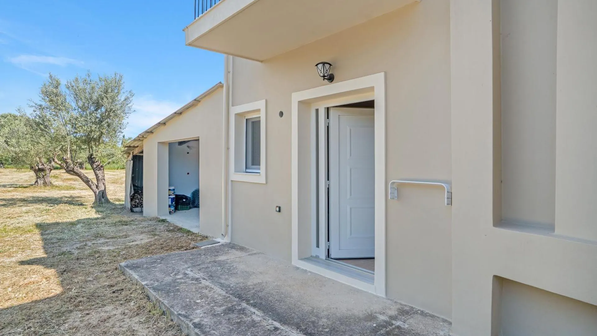 Panagis Apartments أرغوستولي 0*,