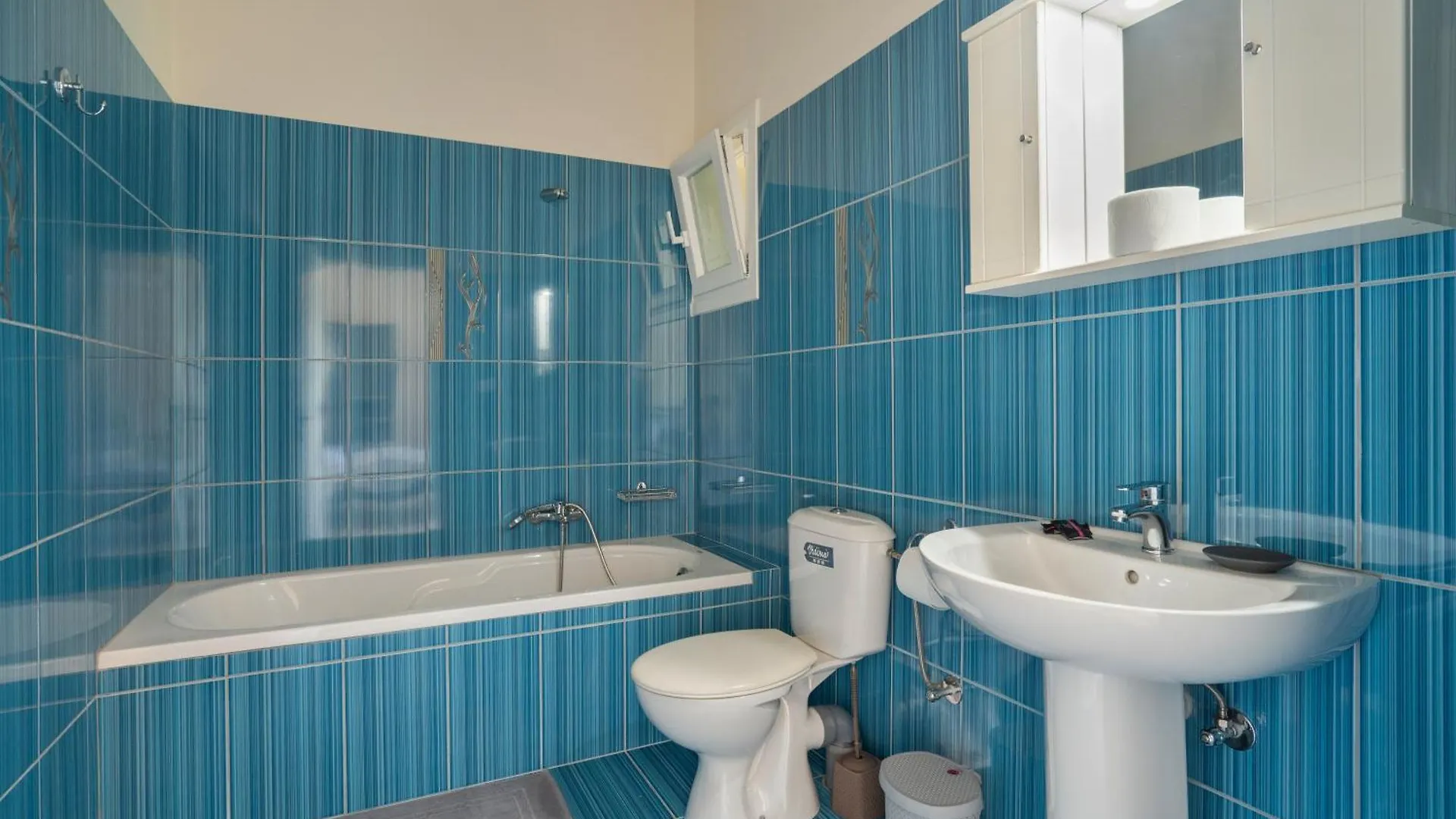 Panagis Apartments أرغوستولي 0*,